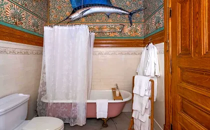 Chateau Tivoli Bed and Breakfast