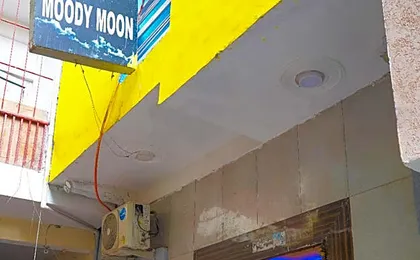 Hotel Moody Moon