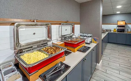 Hampton Inn & Suites Nashville-Vanderbilt-Elliston Place