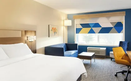 Holiday Inn Express and Suites Greenwood Village DTC by IHG
