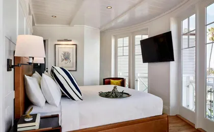 Lido House Autograph Collection