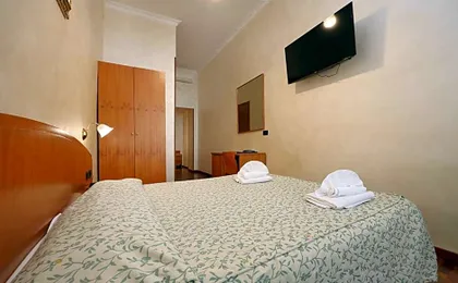 Corot Hotel
