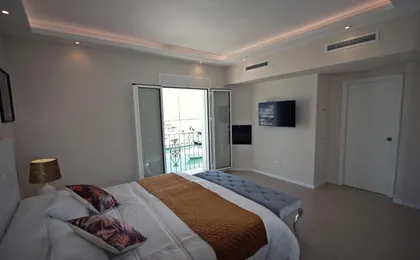 First Line Luxury Penthouse