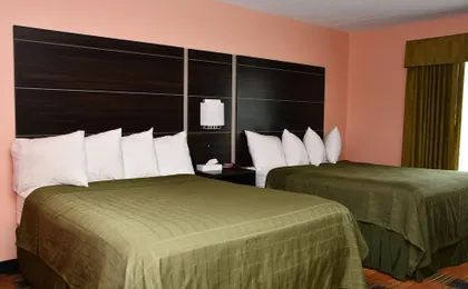Regency Inn & Suites Faribault