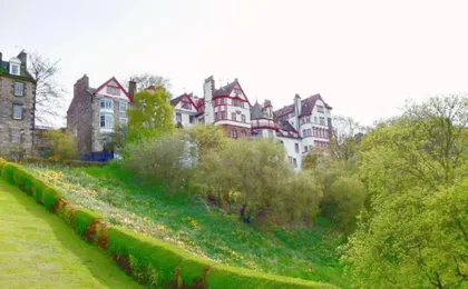 Ramsay Gardens - Grand 4-Bedroom Apartment Next To Castle
