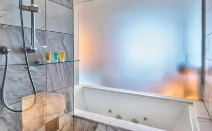 Beautiful High Rise Condo 307