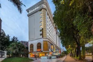 Starway Hotel Guangzhou Baiyun Station Sanyuanli Avenue