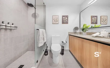 Luxury 1BR and Den in the Heart of Miami