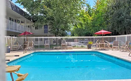 Motel 6-Issaquah, WA - Seattle - East