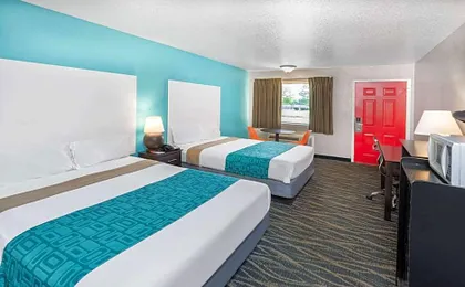 Howard Johnson by Wyndham Houston Hobby Airport