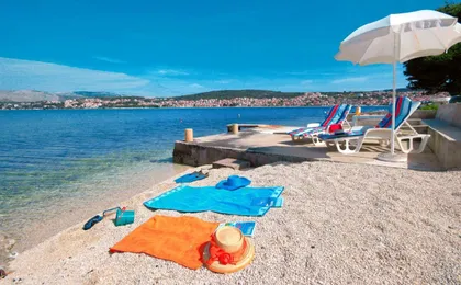Apartments by the Sea Okrug Gornji, Ciovo - 8663