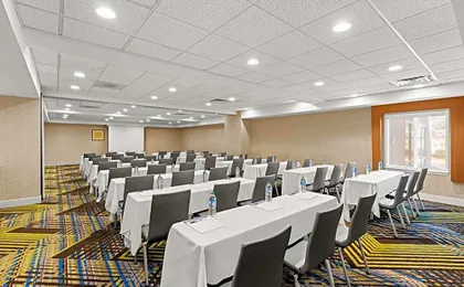 Holiday Inn Express Sumner By IHG