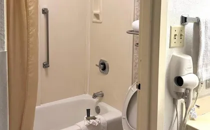 Executive Inn