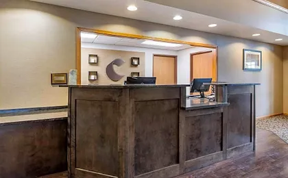 Comfort Inn Dyersville Near Field of Dreams
