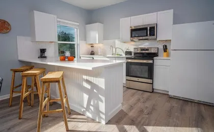 Downtown Dream Home Spacious 4br/2ba Sleeps 12!