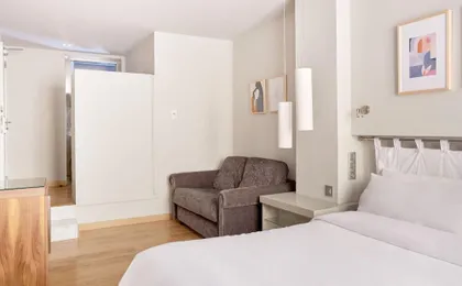 Vasanta Hotel Eixample, Sonder