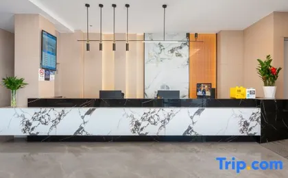Yilujiu Business Hotel