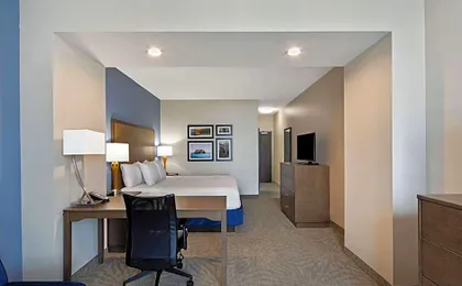 La Quinta Inn & Suites by Wyndham Morgan Hill -San Jose South