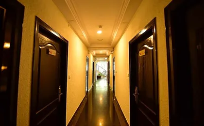 ANANYA COMFORTSS -OPP RAHEJA RESIDENCY-KORAMANGALA