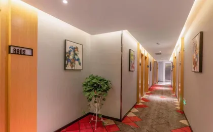 Borman Hotel