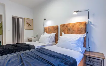Split Luxury Suite