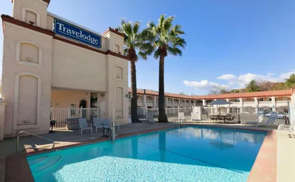 Travelodge by Wyndham Redding Ca