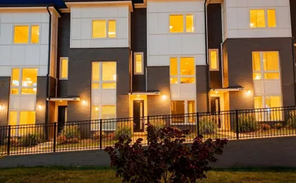 King Suites 3BR Retreat 2-car Garage East Nashville