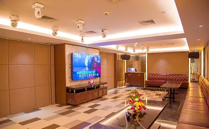Jin Jiang Pine City Hotel