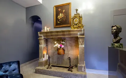 GCF LUXURY SUITES, Guest House