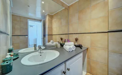 Upstays Sea View Terrace 60m2 Apartment