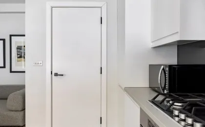 Cool Leicester Sq Studio - Netflix Nespresso