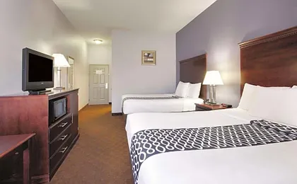 La Quinta Inn & Suites by Wyndham Corsicana