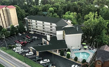 Twin Mountain Inn & Suites