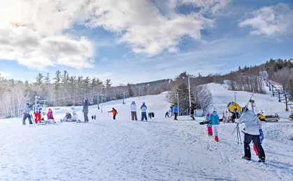 Pet-friendly Gilford Home by Gunstock Ski Mountain
