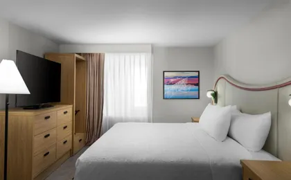 Home2 Suites by Hilton Outer Banks Kill Devil Hills (H)