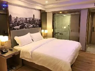 Baowan Four Seasons Hotel (Guangzhou Baiyun Yongtai Metro Station)