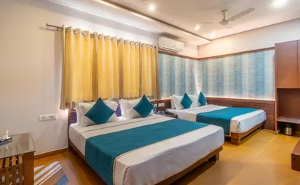 Uddhav Vilas Hotel