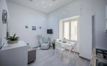 MIRANDA APARTMENTS nel cuore del Vomero