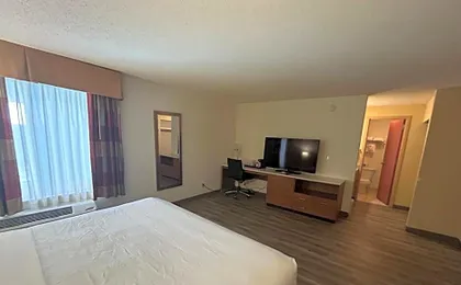 Quality Inn and Conference Center Greeley Downtown