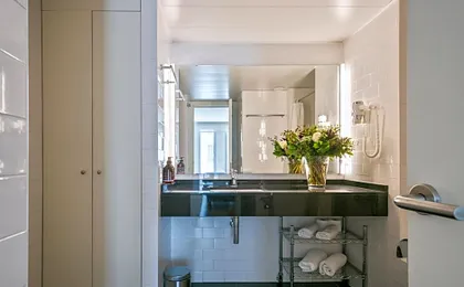 Lugaris Beach Apartments