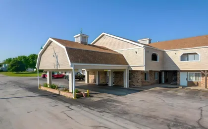 I-80 Inn & Suites