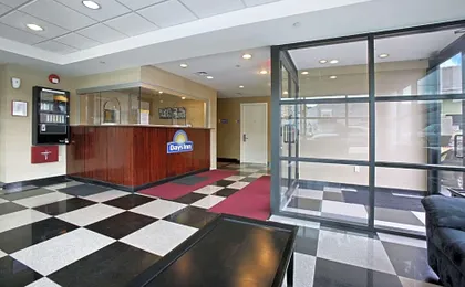 Days Inn by Wyndham Bronx Near Stadium