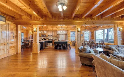 Grand View by Avantstay 56-guest Retreat Panoramic Views, Hot Tubs, Game Room & Theater Seasonal Ou