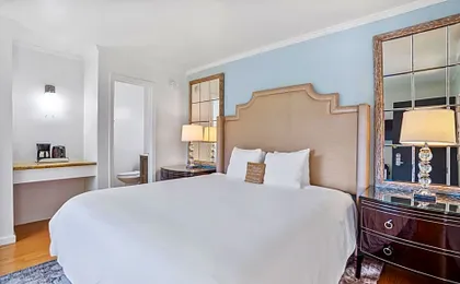 Pacific Crest Hotel