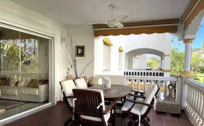 Modern 2-bedroom Apartment With Private Underground Parking Lift Access