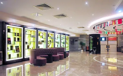Lavande Hotel Guangzhou Shangxiajiu Pedestrian Street Hualin Temple Metro Station