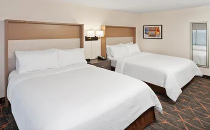 Holiday Inn Chicago Oakbrook