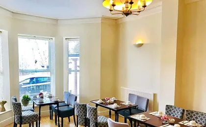 Westlynn Hotel & Apartments Free Parking Near Manchester Centre
