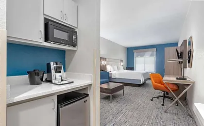 Holiday Inn Express Suites Little Rock West By IHG