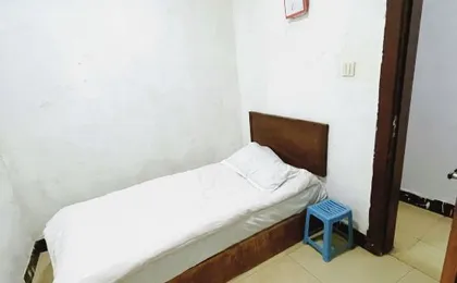 Xinjiyuan Hostel